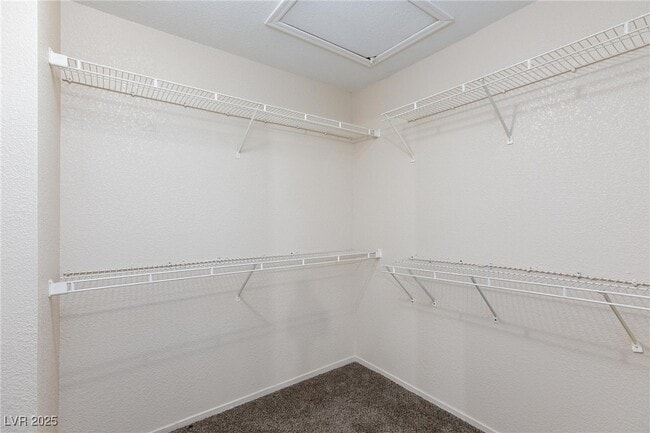 Building Photo - 7922 Lonette Ave