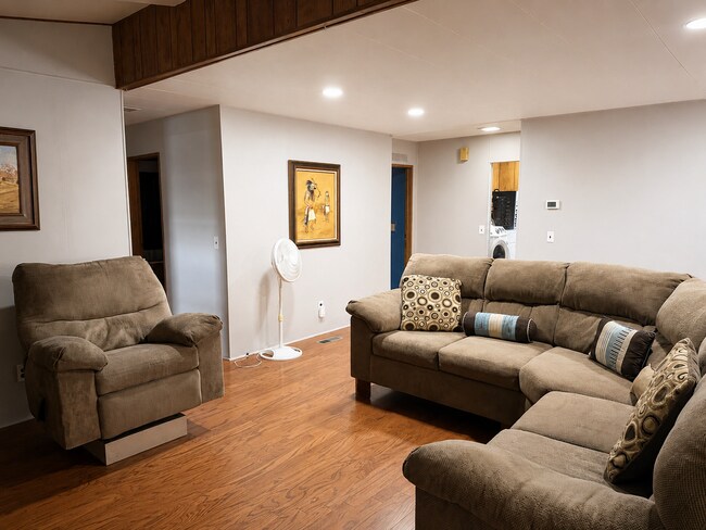 Building Photo - 73297 Highland Springs Dr