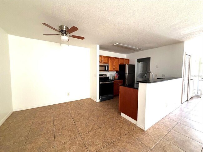 Building Photo - 6016 Westgate Dr