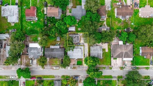 Building Photo - 1850 NW 92nd St