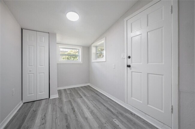 Building Photo - 38352 Corey St