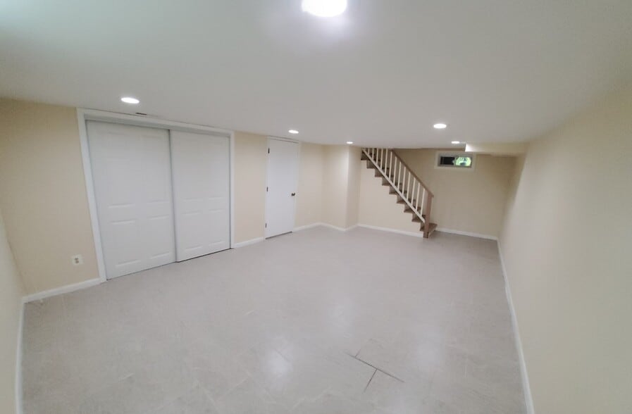 Basement Rm panoramic - 1605 N Stafford St