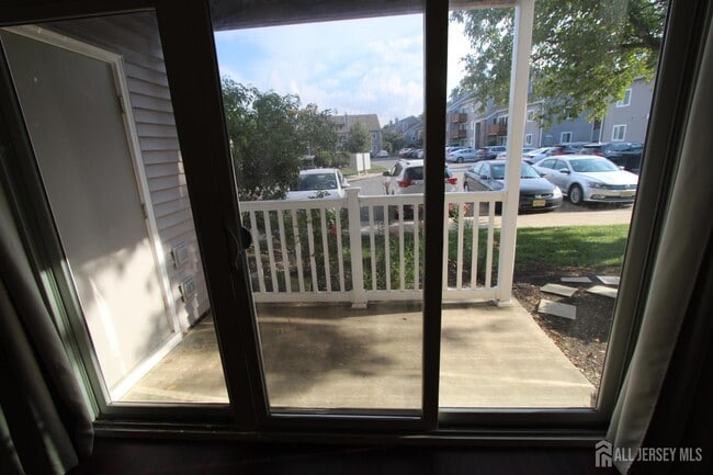 Building Photo - 8201 Tamarron Dr