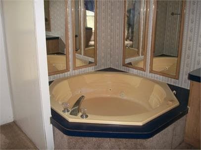 Building Photo - 8697 Wide Rd