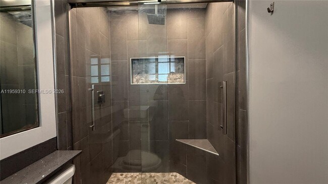 Building Photo - 2811 NW 26th Ave