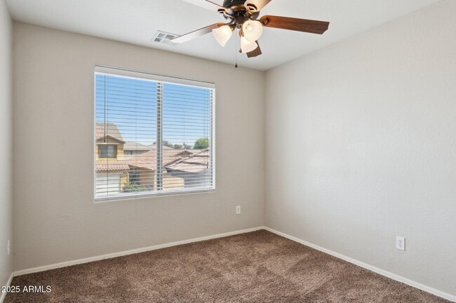 Building Photo - 2711 W Jasper Butte Dr
