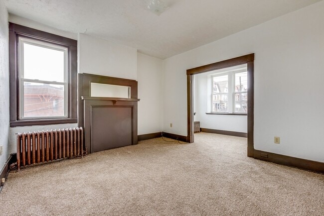 Building Photo - 466 Hays Ave