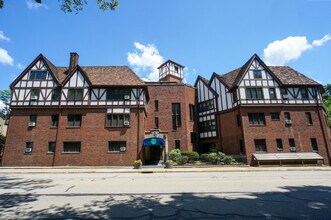 Building Photo - Schenley Arms
