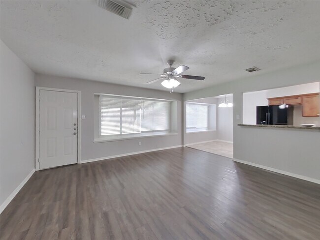 Building Photo - 4227 Burkegate Dr