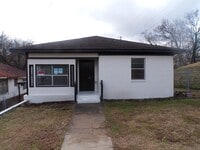 Building Photo - 301 57th St