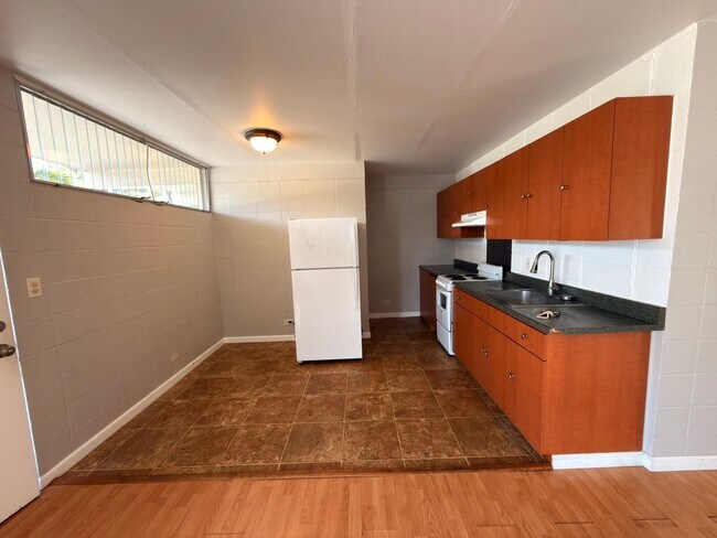 Building Photo - 95-024 Waihau St
