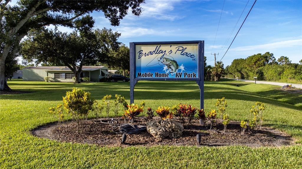 Building Photo - 4868 NW 27th St