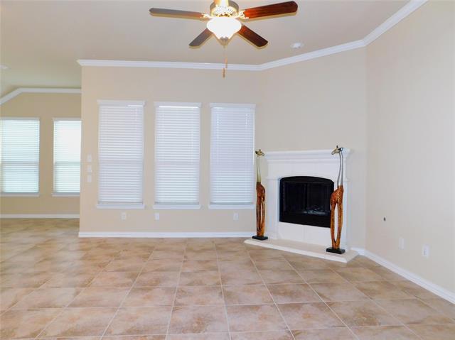 Building Photo - 3921 Roxbury St