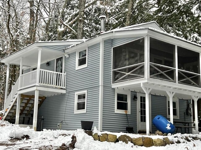 Primary Photo - 24 Abenaki Rd