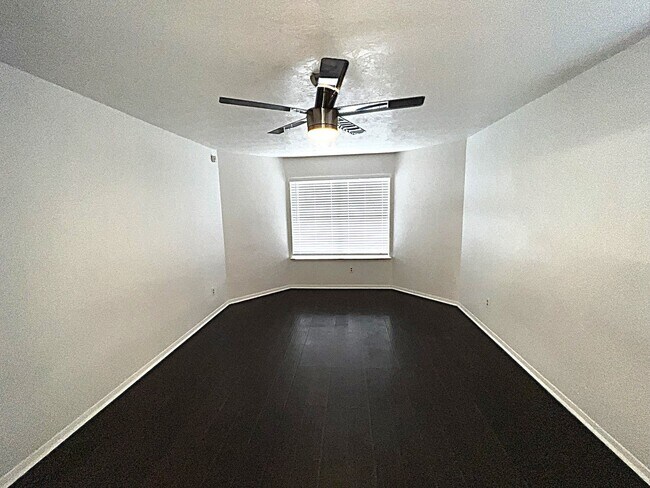 Building Photo - 6334 Cape Forward Dr