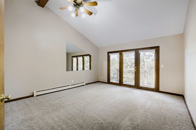Building Photo - 21648 Mountsfield Dr