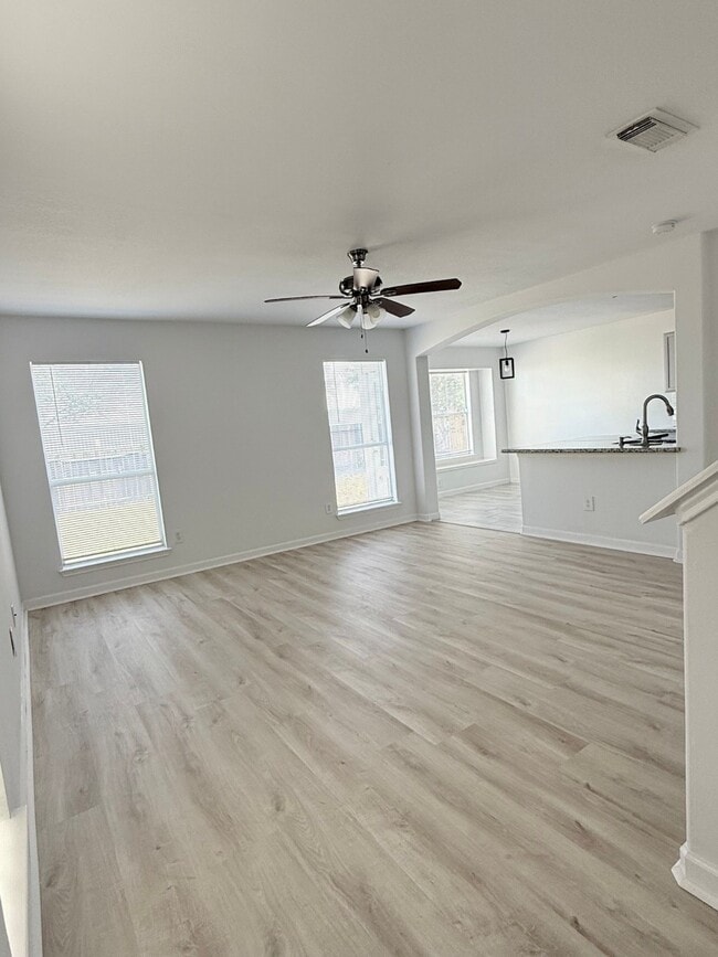 Building Photo - 6810 Strathmore Pl Ct