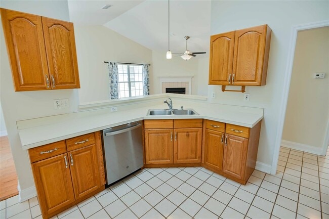 Building Photo - 5344 Tewkesbury Trce