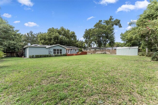 Building Photo - 2351 Westminster Ct