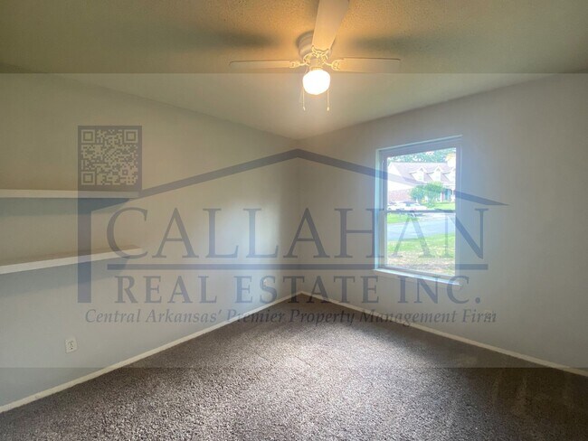 Building Photo - NLR 3 Bedroom Home