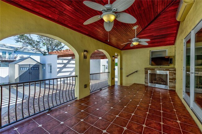 Building Photo - 16245 Gulf Blvd