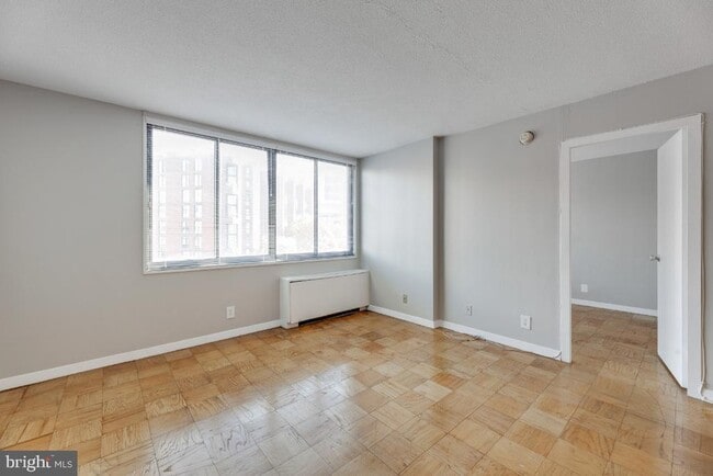 Building Photo - 2201 L St NW