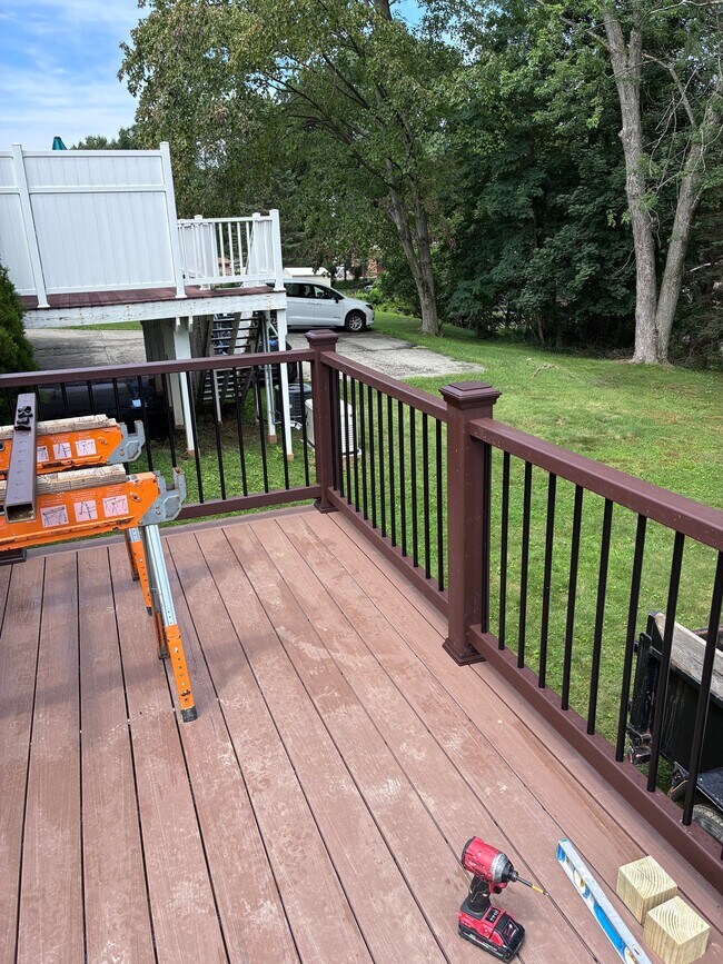 Building Photo - 421 Wyndhurst Dr