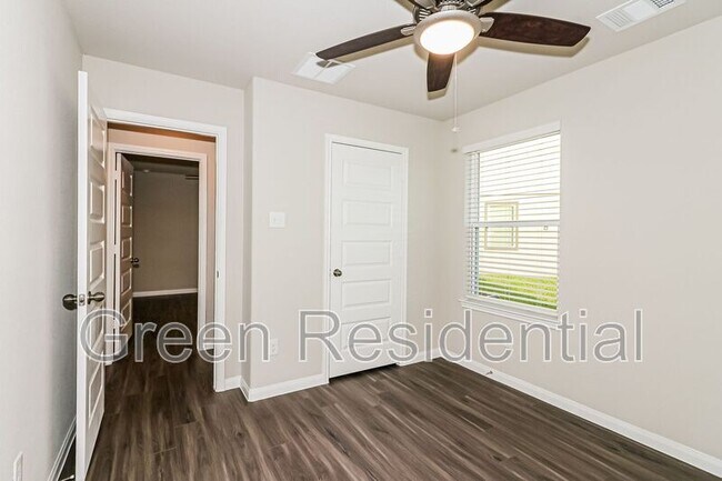 Building Photo - 5127 Shelby Katherine Dr