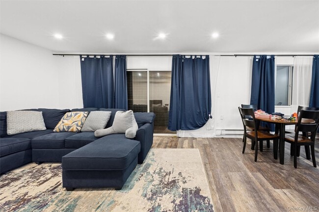 Building Photo - 57 Lorraine Terrace