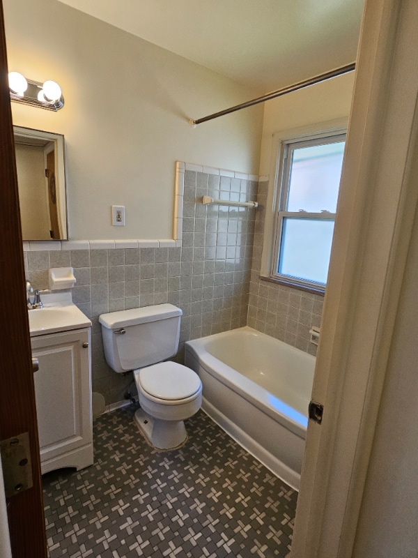 Building Photo - 2634 Galpin Ave