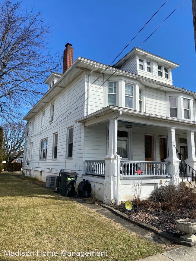 Building Photo - 3 br, 1.5 bath House - 307 N 3rd Street