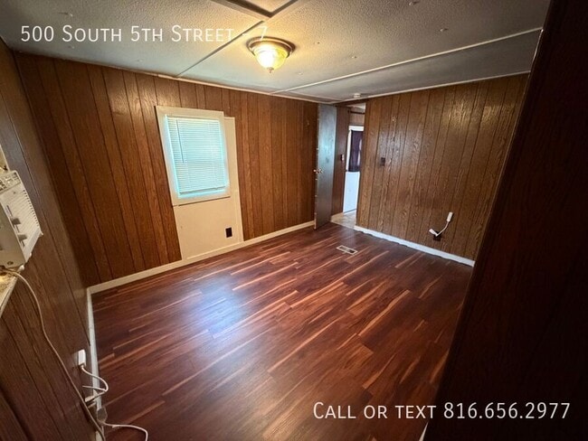 Building Photo - 500 S 5th St