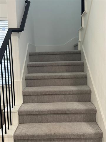 Building Photo - 2152 Hermann Ln