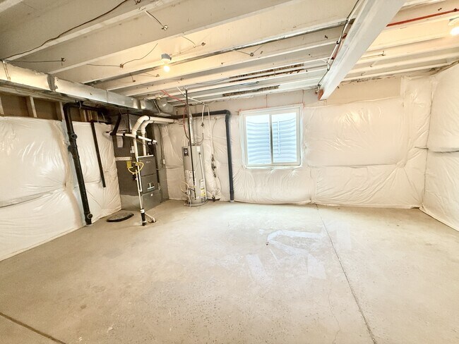 Building Photo - 906 Ashbrook Dr