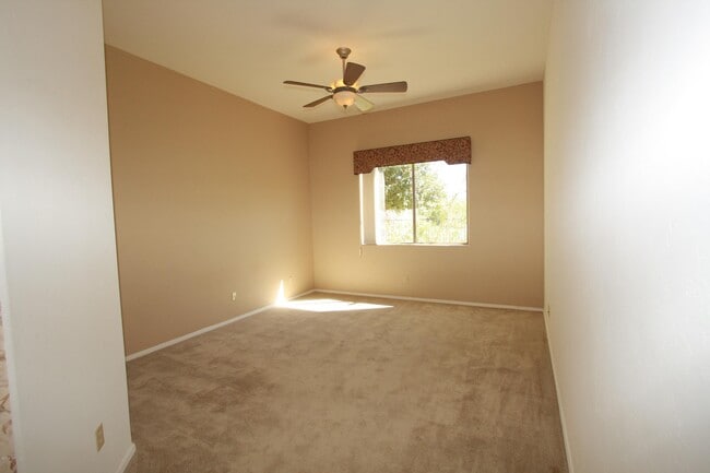 Building Photo - 5206 N Canyon Rise Pl