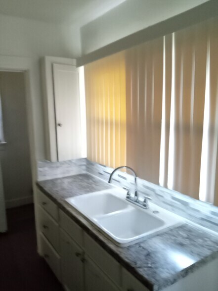 Building Photo - 4503 S Wilton Pl