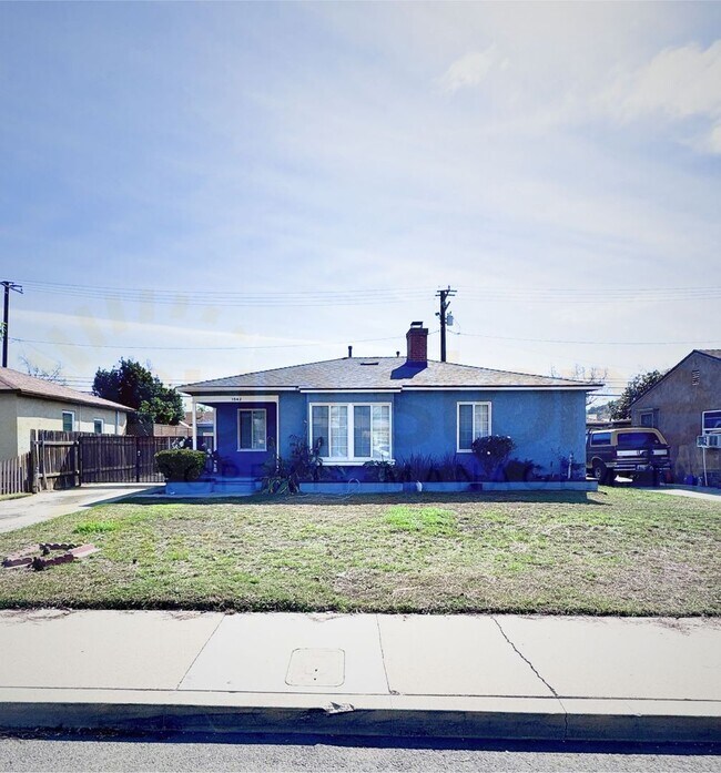 Primary Photo - 1542 Meserve St