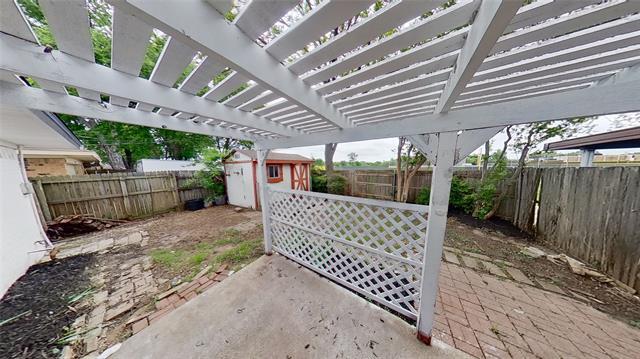 Building Photo - 606 Futrelle St