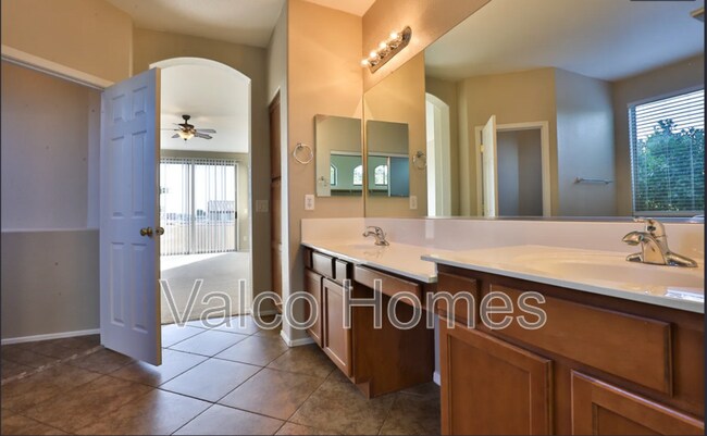 Building Photo - 8367 W Midway Ave