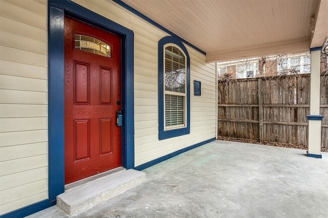 Building Photo - 111 S Henderson Ave