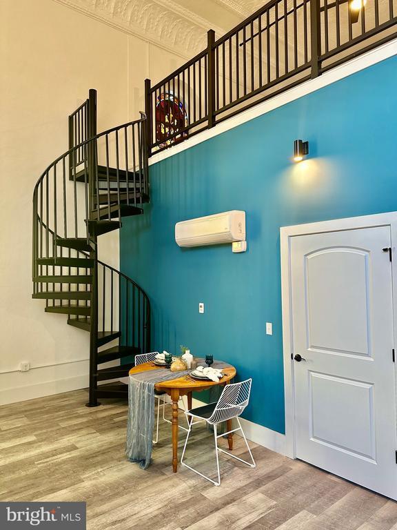 Primary Photo - 177 Chestnut St