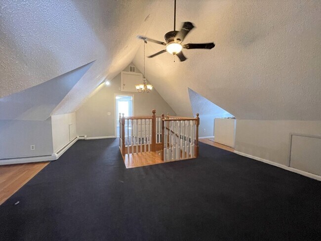 Building Photo - 539 Lincoln Ave