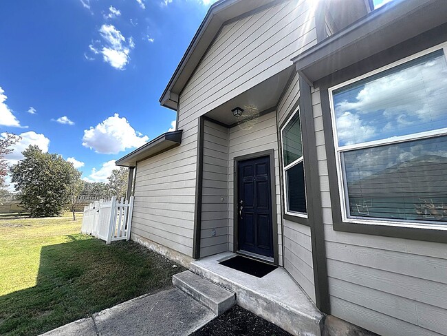 Building Photo - 3/2 Round Rock Condo in Turtle Creek Village