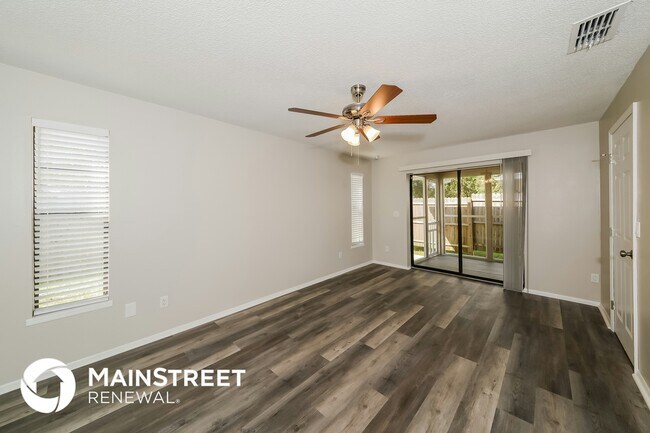 Building Photo - 4474 Pike Ave