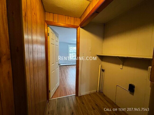 Building Photo - 6 Summer St