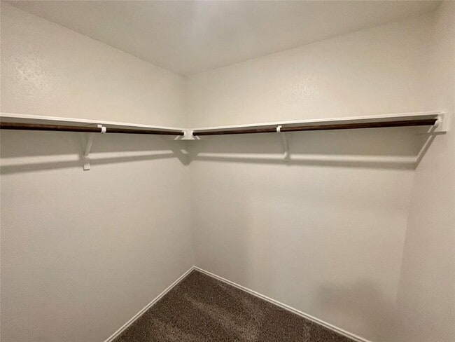 Building Photo - 107 Sophora Dr