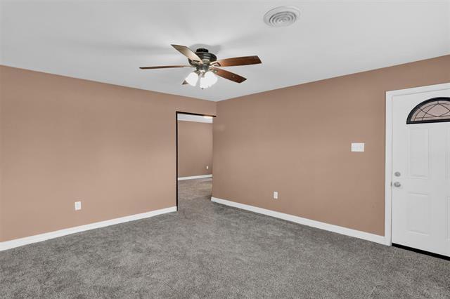 Building Photo - 1842 Hood St