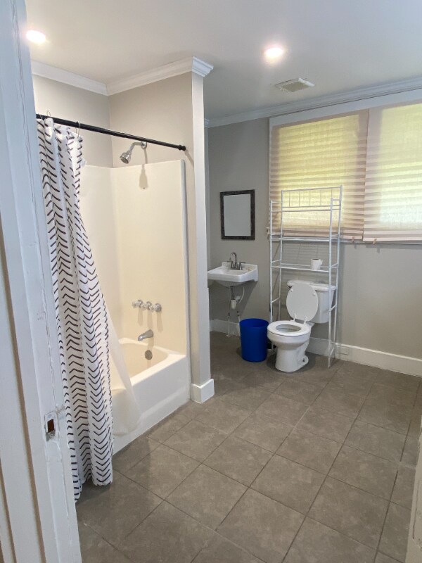 Building Photo - 621 Lafayette St