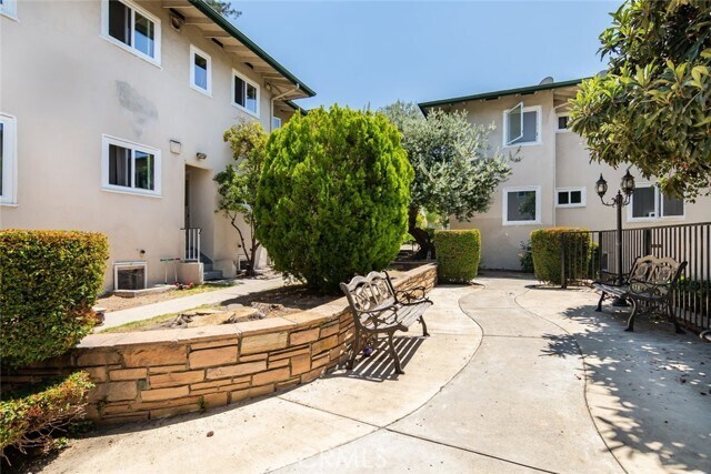 Building Photo - 1811 Sherer Ln