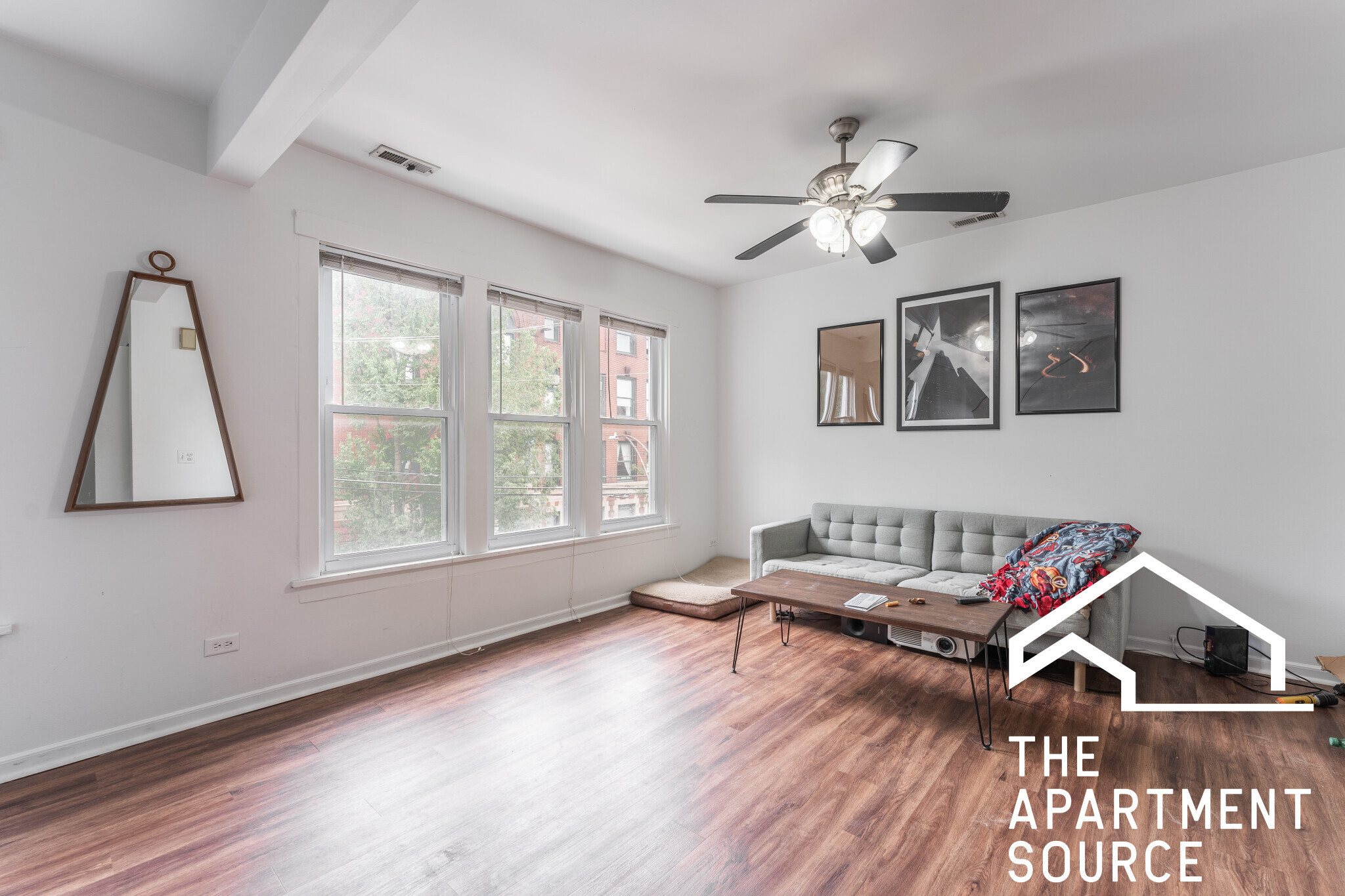 Building Photo - 2616 N Marshfield Ave